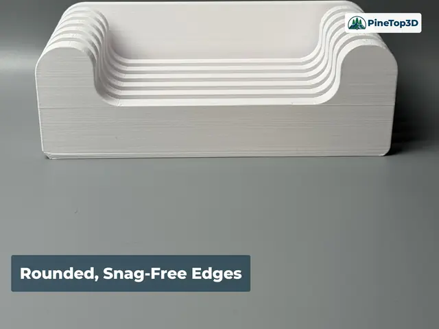 Rounded, snag-free slot edges
